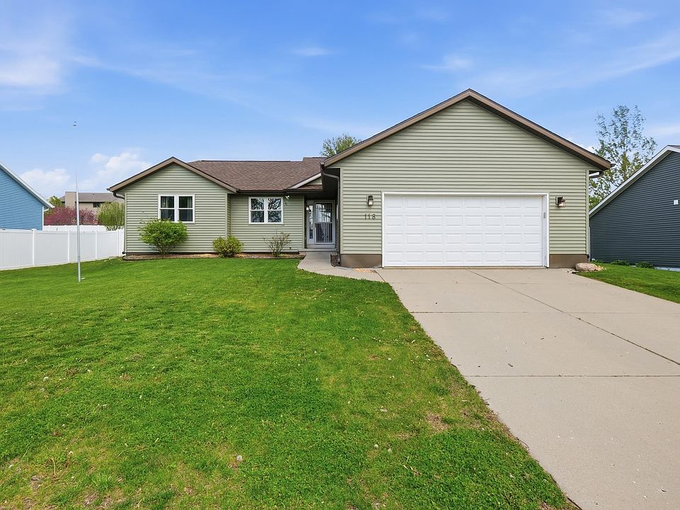 1st image of 118 Campion Dr