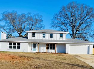 114 Hampton Ave, Troy, AL 36081