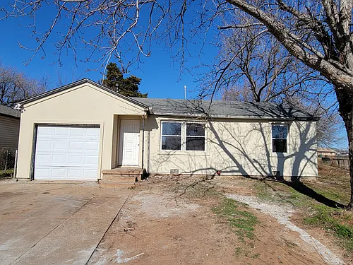 2309 SW 48th St Photo 1