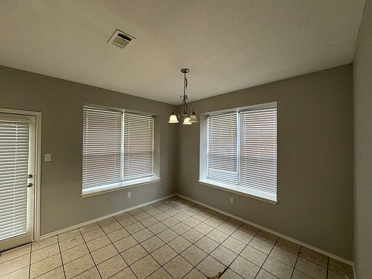 6504 Tierra Dr — Photo 8