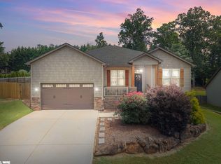 213 Bayswater Ln, Greer, SC 29651