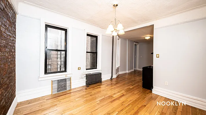 Rented by Nooklyn NYC LLC | media 22