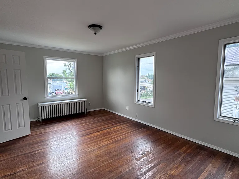 44 Lambert St #1 — Photo 21