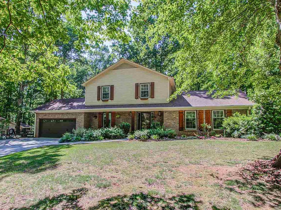 1st image of 106 Blackgum Ct