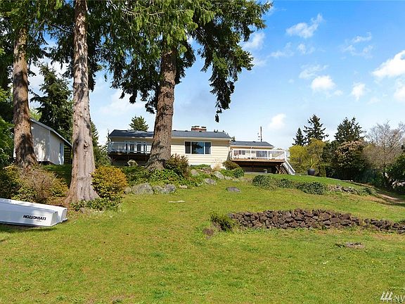 4th image of 6435 Lake Dr