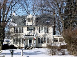3024 W Willow St, Lansing, MI 48917