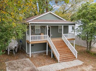 130 W 6th St, Washington, NC 27889