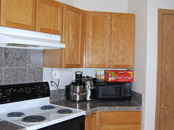 4th image of 4817 106th St NE