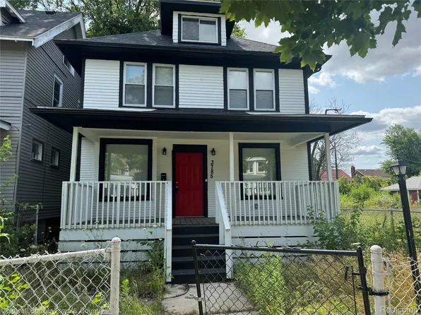 3785 Burns St, Detroit, MI 48214