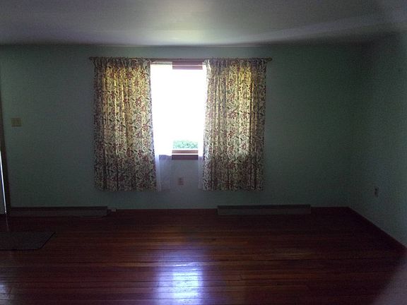 3rd image of 128 E Avenue B St