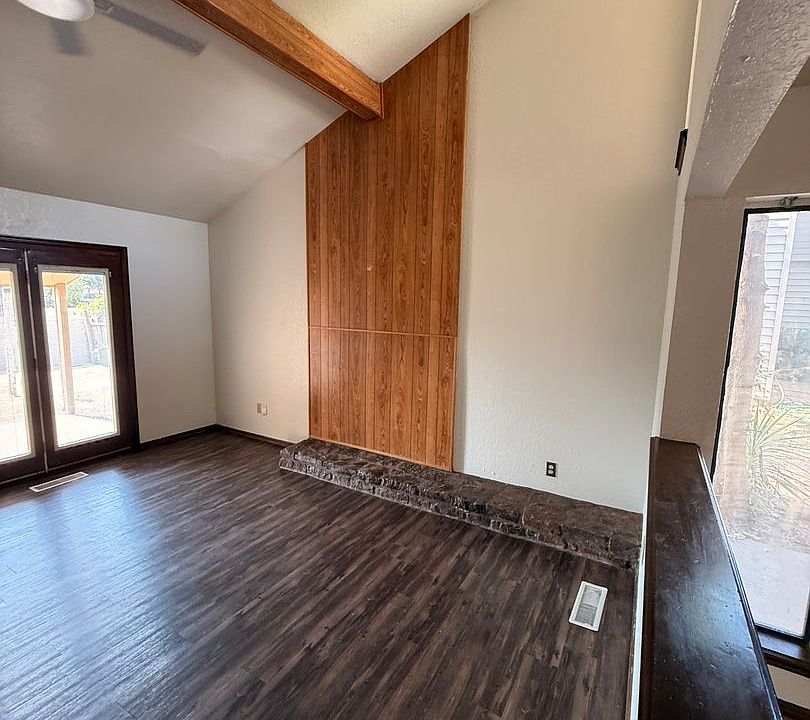 1st image of 10213 Shadowridge Dr
