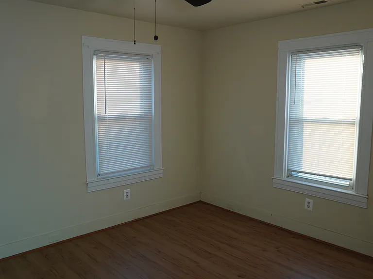 217 Center St — Photo 23