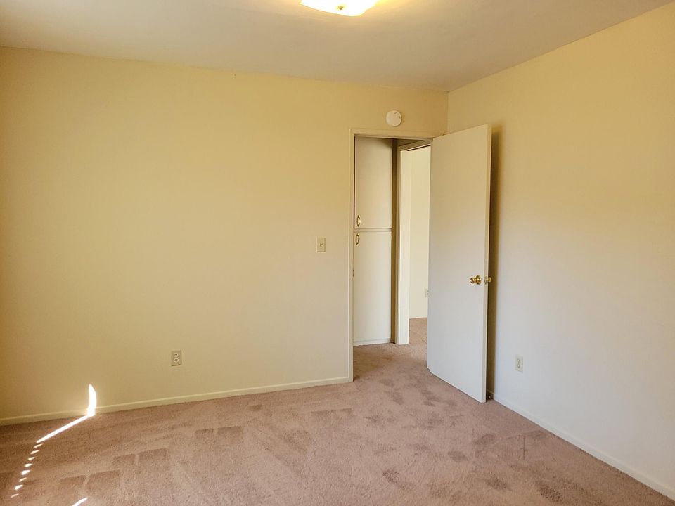 1st image of 2240 W Dunlop St #99