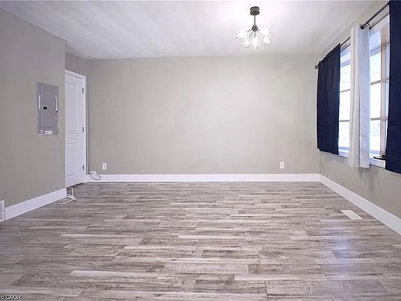 5th image of 61 Bosworth Cres #A