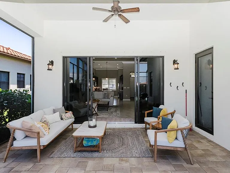 5265 Messina St — Photo 14