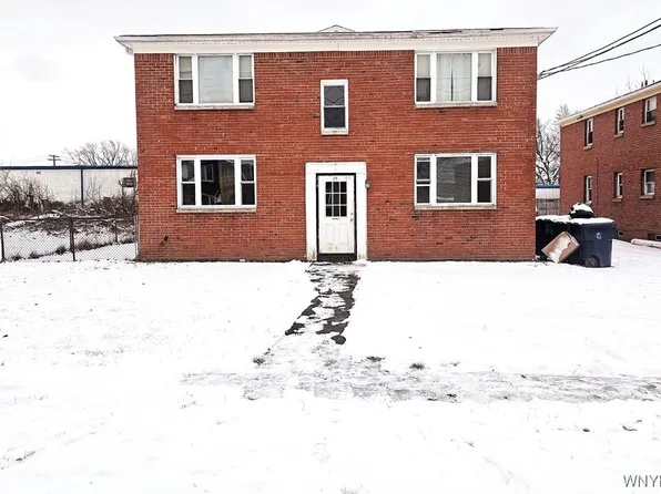 43 Eagan Dr, Buffalo, NY 14218