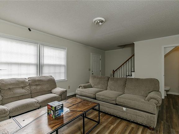 2nd image of 306 S Okelly Ave