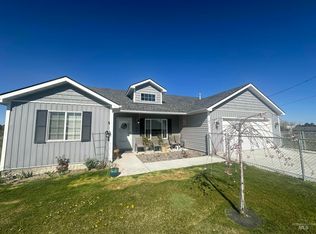 588 Pioneer Cir, Jerome, ID 83338