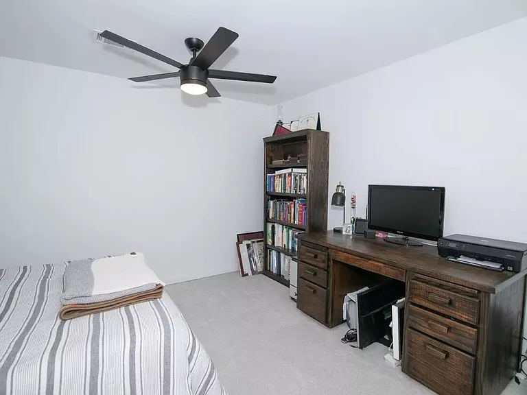 15798 Widewater Dr — Photo 25