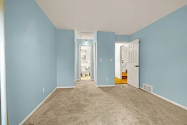 108 Cobblestone Dr #A — Photo 2