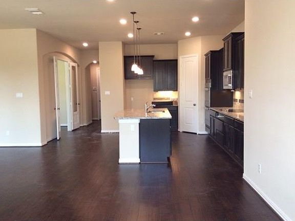 5th image of 2522 Douglas Fir Dr