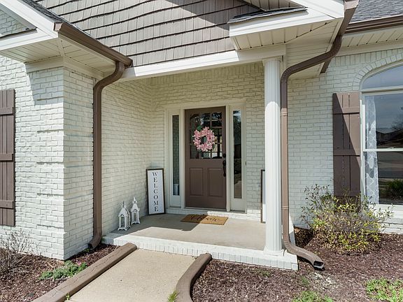 2nd image of 1436 Paxton Cir