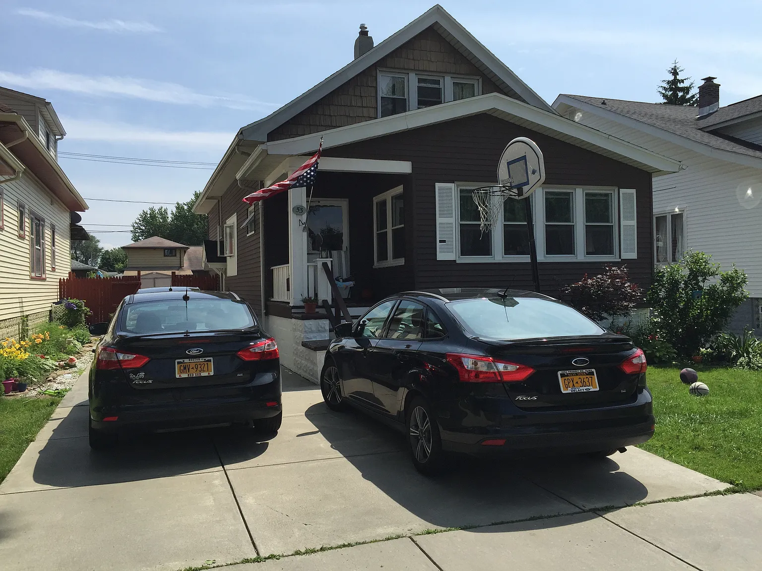 53 Oakhurst Ave photo 1