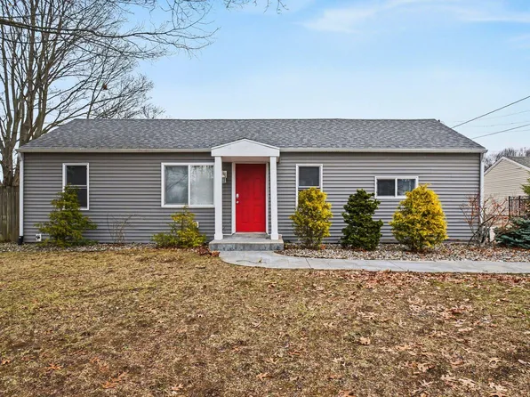 1109 State Line Rd, Niles, MI 49120