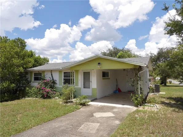 1 Donna Ct, Beverly Hills, FL 34465