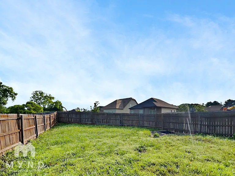 4627 Rosser Loop Dr — Photo 20