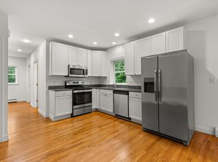 4 Stimson St, Kittery, ME 03904