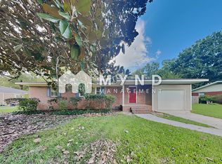 56 Dunwar Dr, Calera, AL 35040