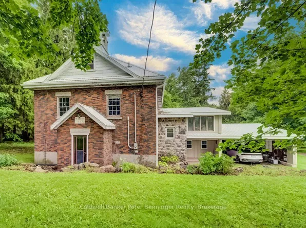 388 Bruce St N #2, West Grey, ON N0G 1R0