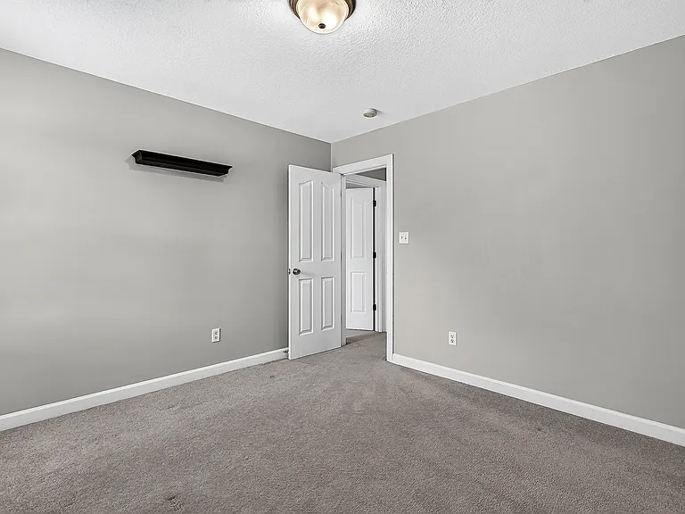 217 Stagecoach Dr — Photo 26