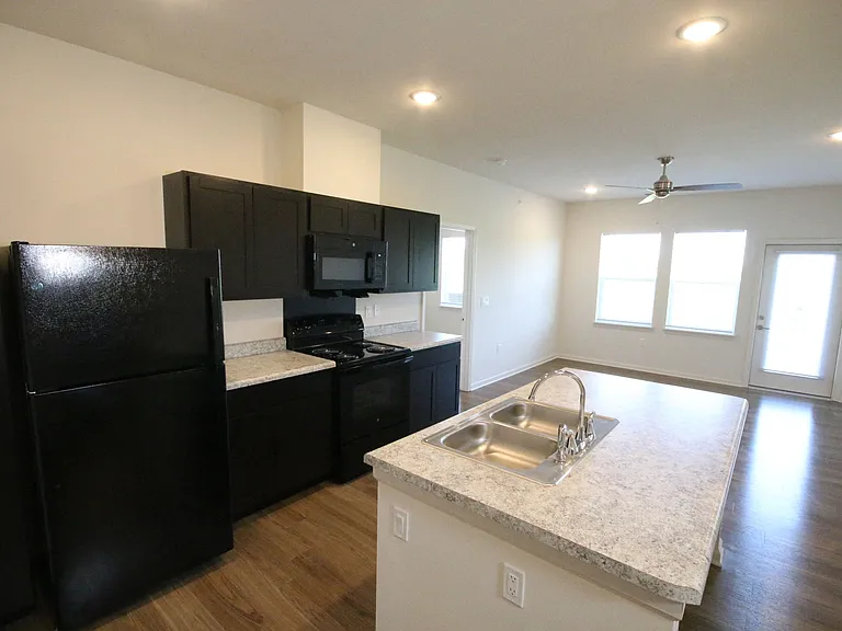 7135 Napier Dr — Photo 19