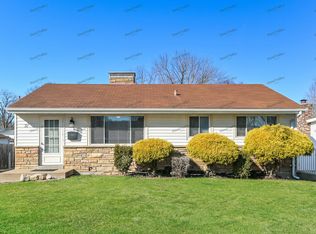 31 Mercury Dr, Florissant, MO 63031