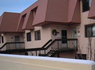 273 Bay Village Dr, Rochester, NY 14609