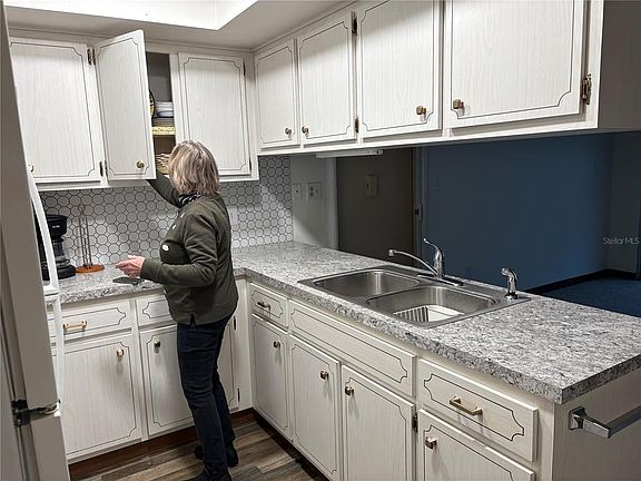 4th image of 5433 Palm Dr