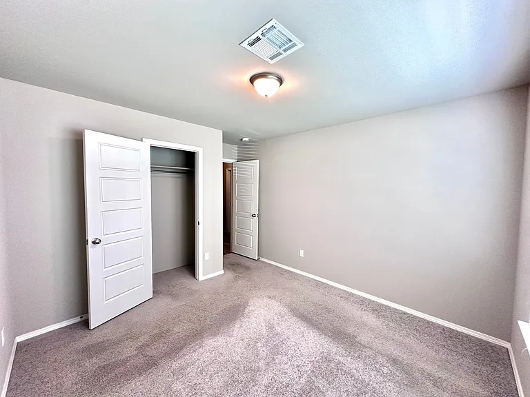3706 S 13th Pl — Photo 14