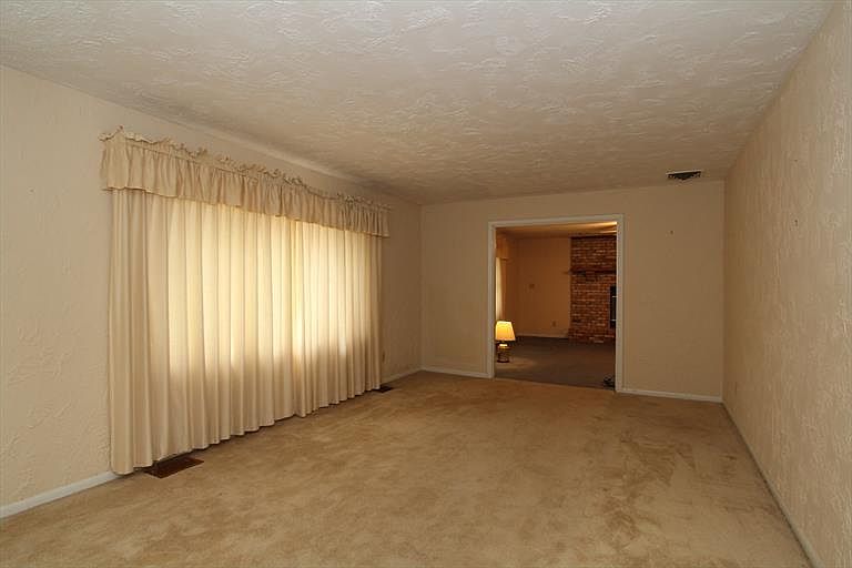 1982 Harlan Rd, Waynesville, OH 45068 Zillow