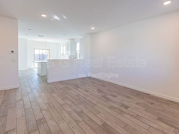 5th image of 17049 W Alice Ave