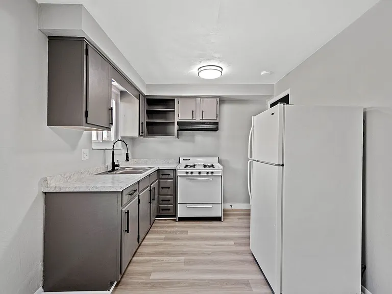 Baldwin Cathell Townhouses — Photo 27
