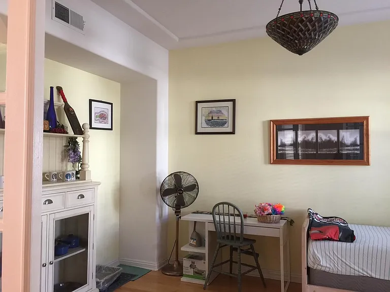 2967 Farragut Rd — Photo 11