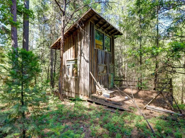 17390 Skyland Rd, Nevada City, CA 95959