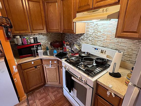 5th image of 8606 Avenue 601