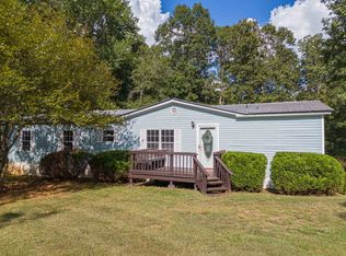 587 Whitsel Rd, Hull, GA 30646