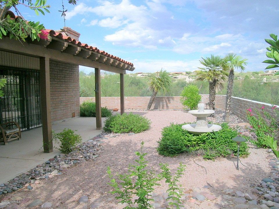 1st image of 5810 E Cochise Trl