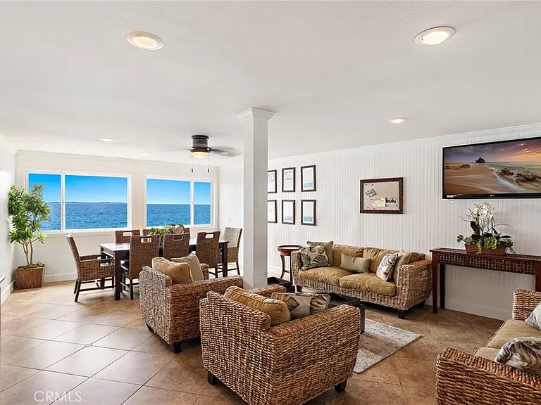 34 Blue Lagoon — Photo 26