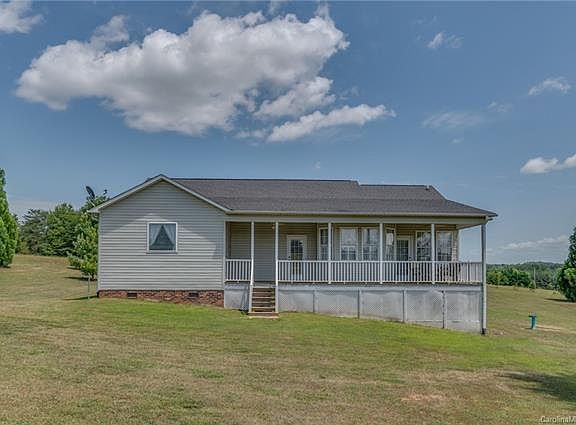 5th image of 79 Breezy Hill Ln #5