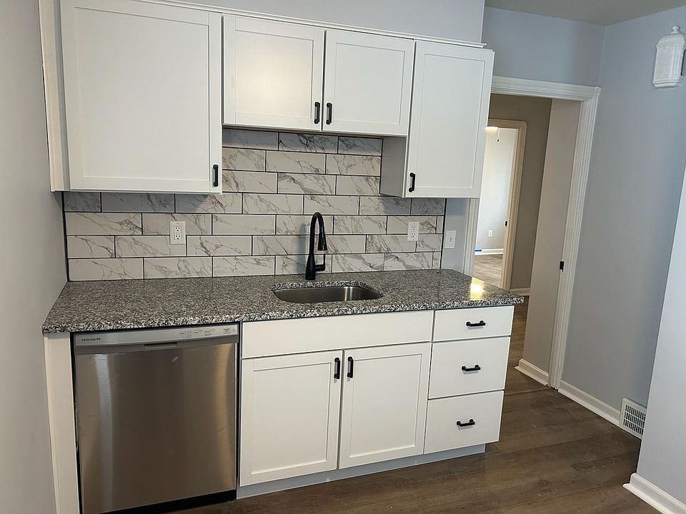 1st image of 3497 W 145th St #Up